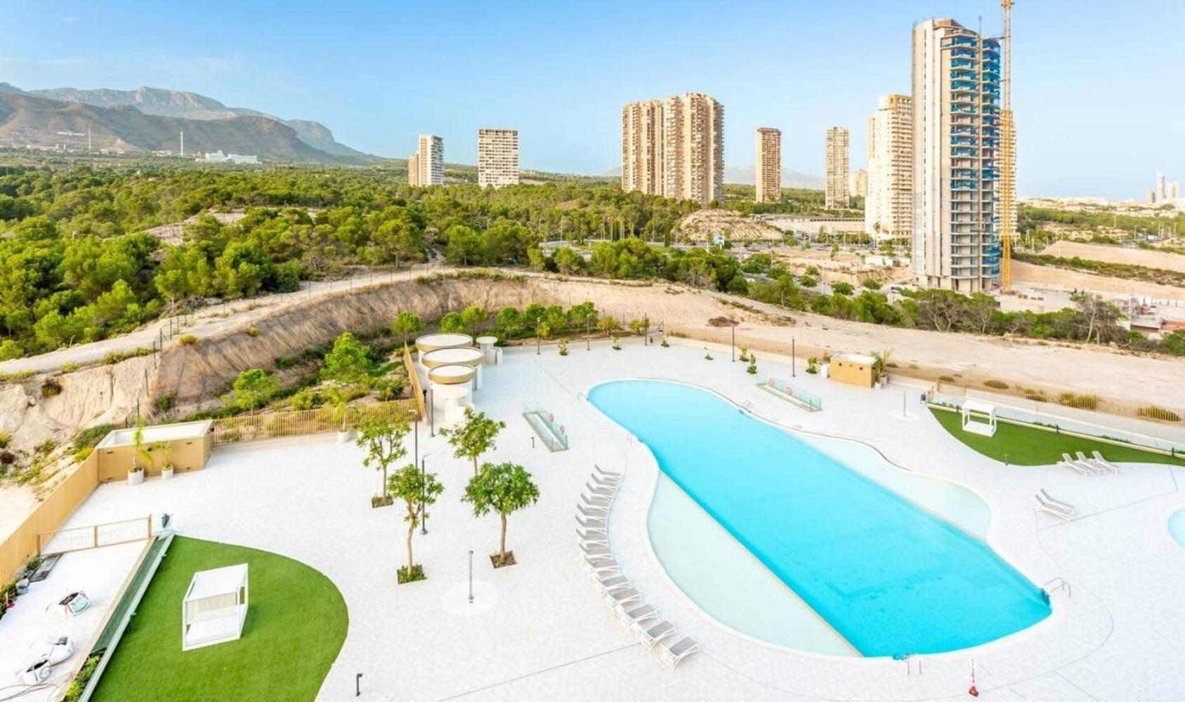 Skypartment Intempo Benidorm Apartment ภายนอก รูปภาพ